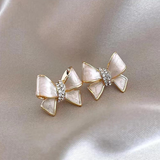 Aretes de Moña Blacos